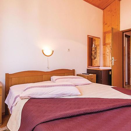 Beautiful Apartment In Pula With Kitchen Экстерьер фото