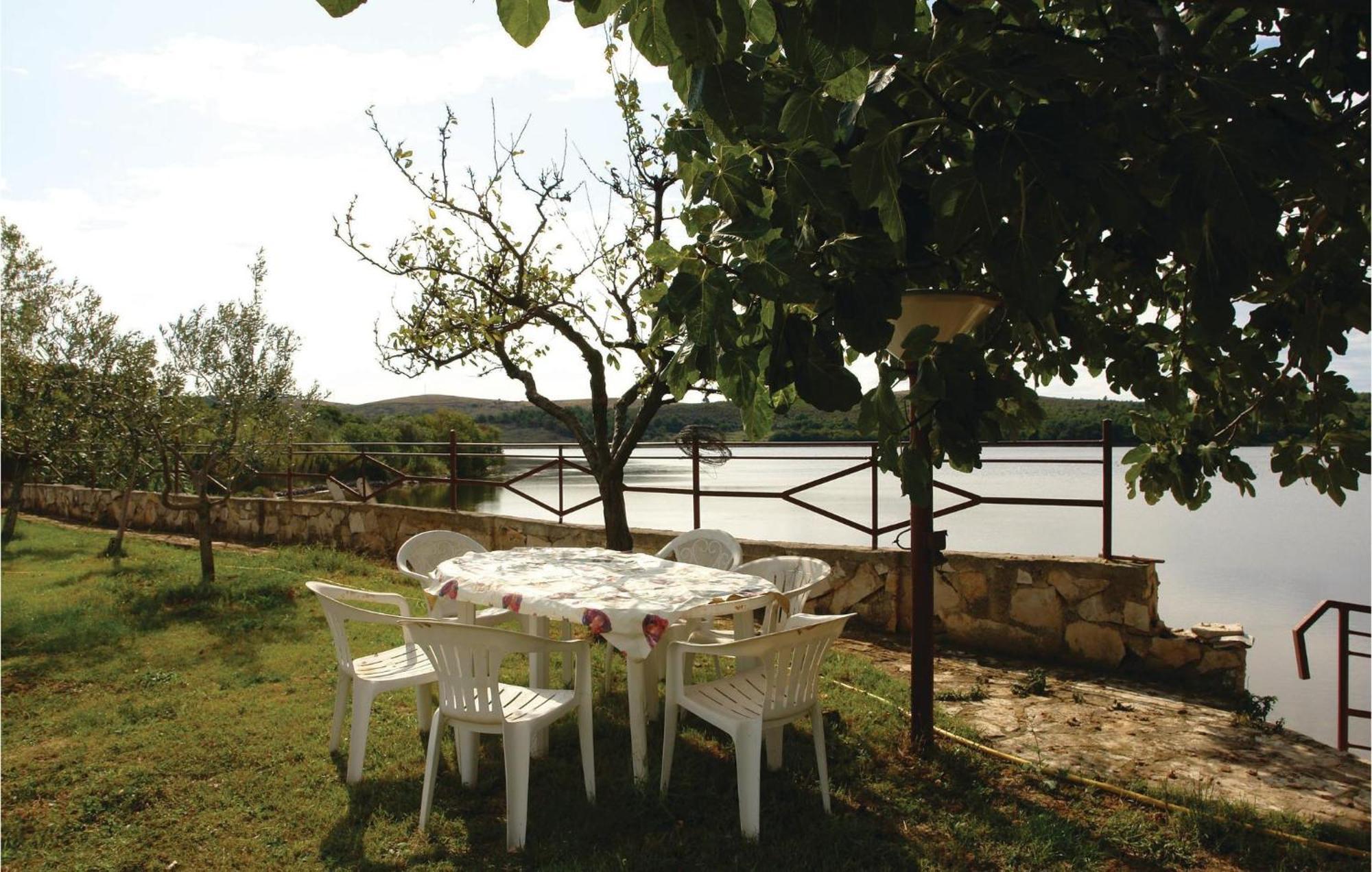 Beautiful Apartment In Pula With Kitchen Экстерьер фото